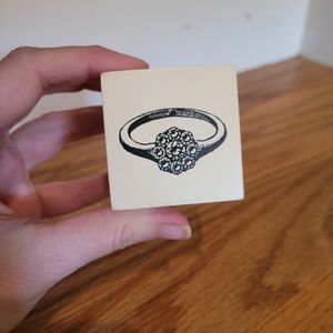 NWOT White Ring Box with Ring Image on Top